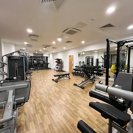 19Th Floor 2 Bedroom Apartment With Stunning Views-2